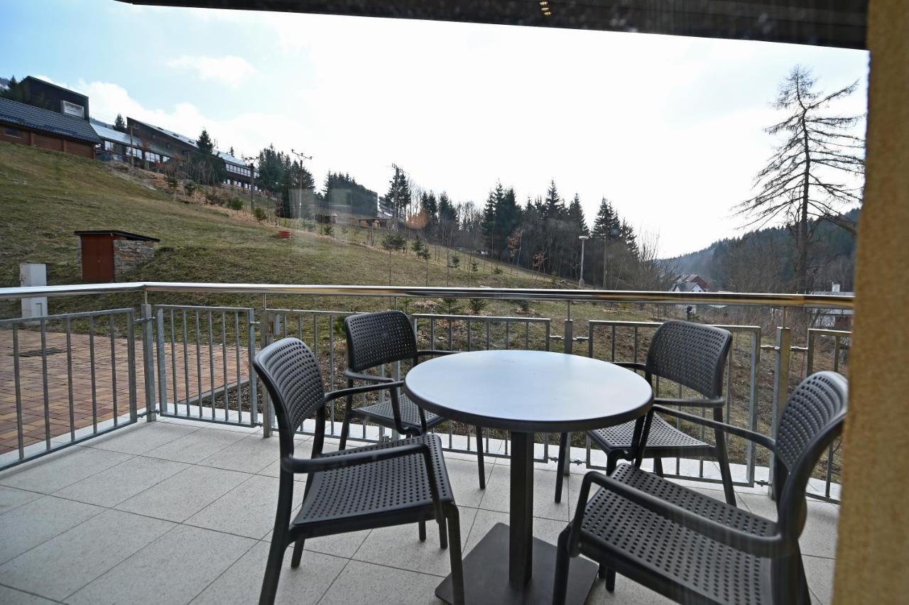 Hotel Jirinka Dolní Morava Esterno foto